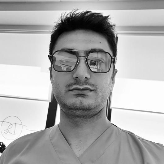 Doç. Dr. Mehmet Amuk, Samsun, ATAKUM, Diş Hekimi