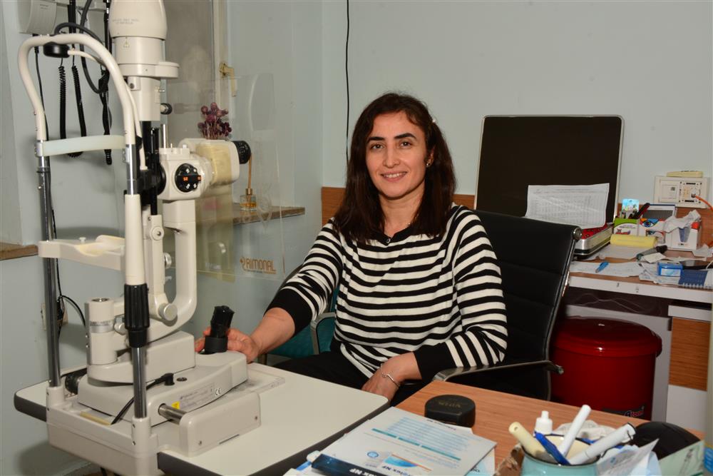 Uzm. Dr. Elif Aksakal, Göz, Samsun 